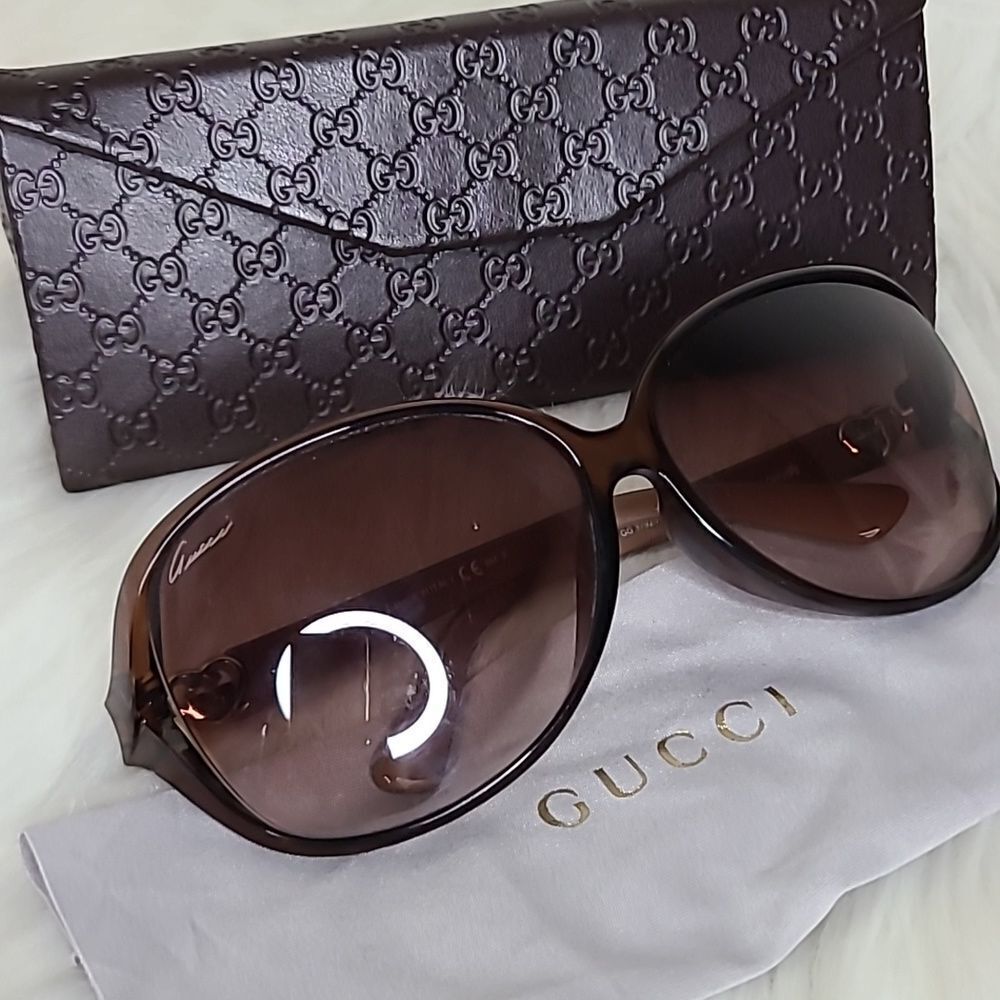 💯 Authentic Gucci Sunglasses 🍀 - Picture 8 of 12